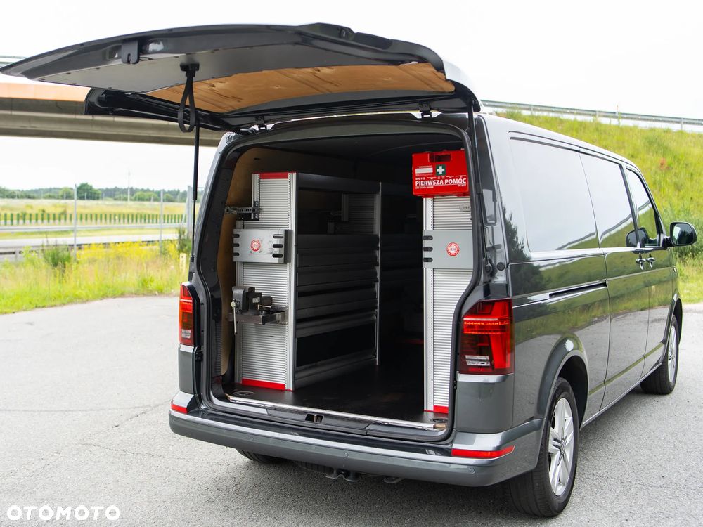 Volkswagen T6.1 - 24