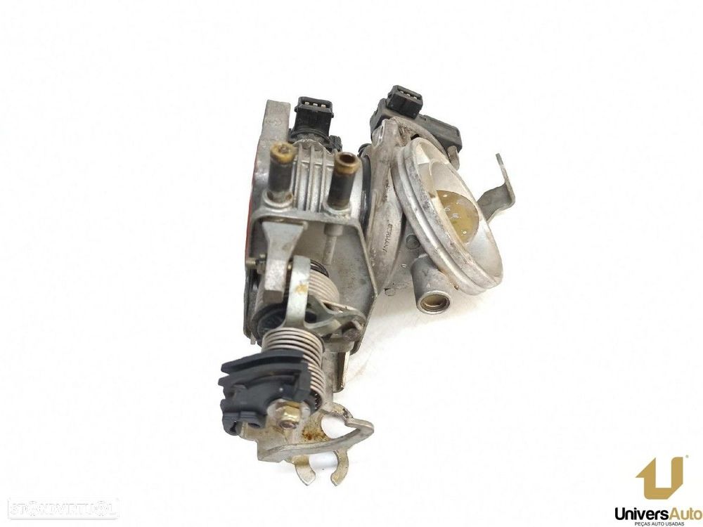 CORPO DE BORBOLETAS BMW SERIE 5 BERLINA (E39) 523I - 9