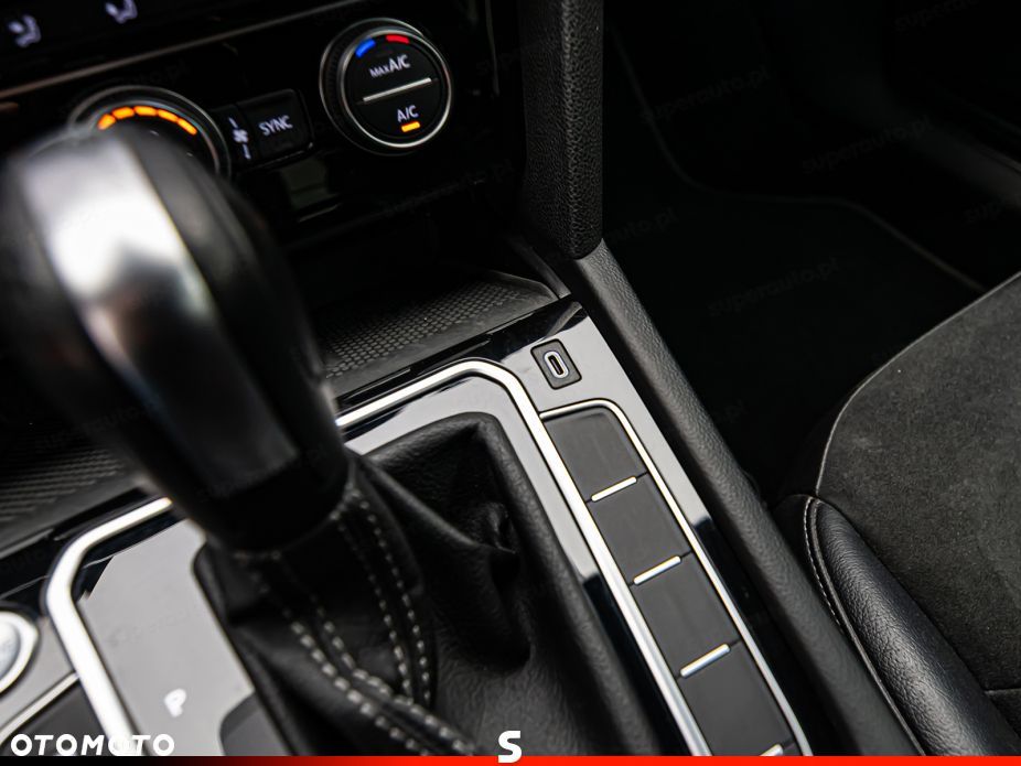 Volkswagen Arteon 2.0 TDI R-Line DSG - 21