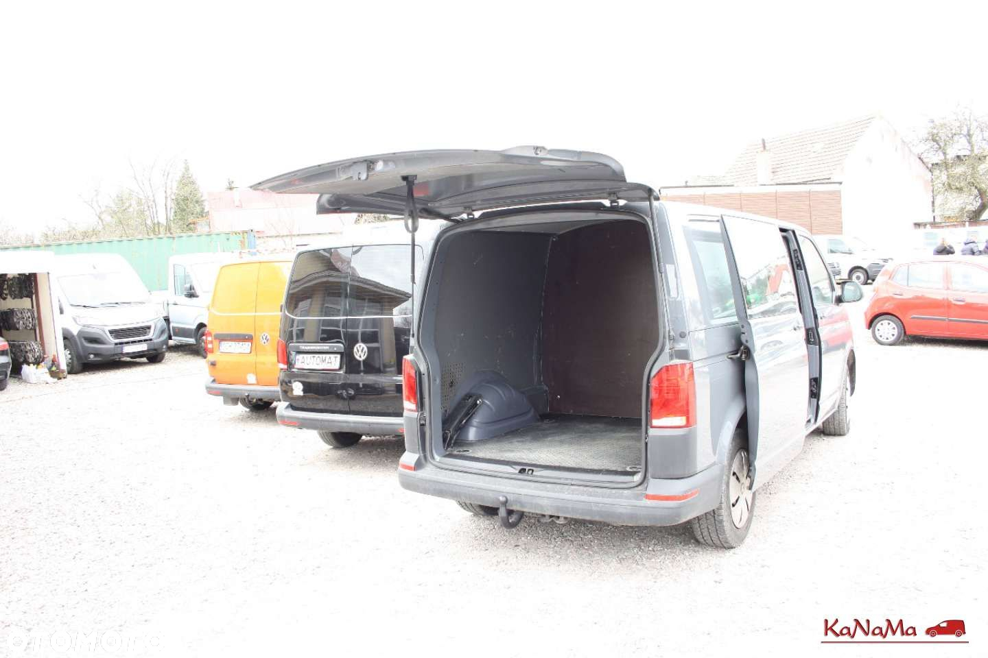 Volkswagen Transporter - 9