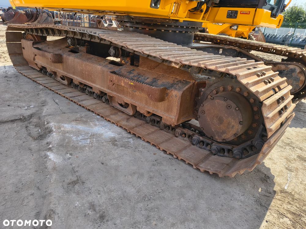 JCB 220x js220 2021R - 23