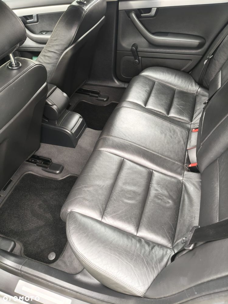 Audi A4 Avant - 14
