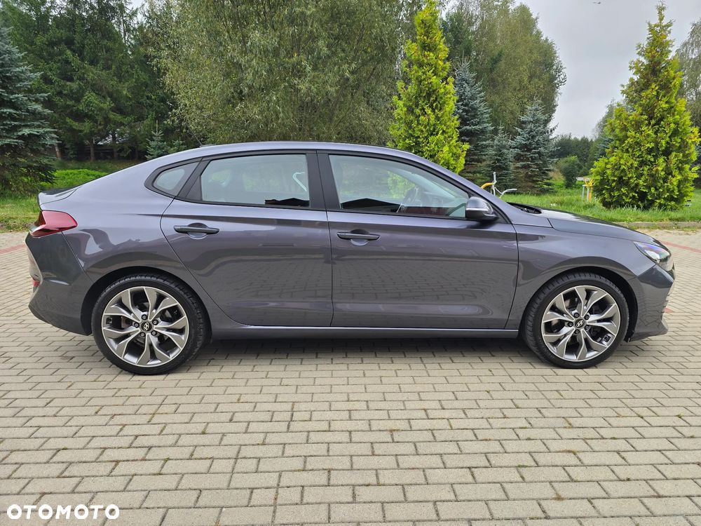 Hyundai i30 1.4 T-GDI Fastback Premium - 6