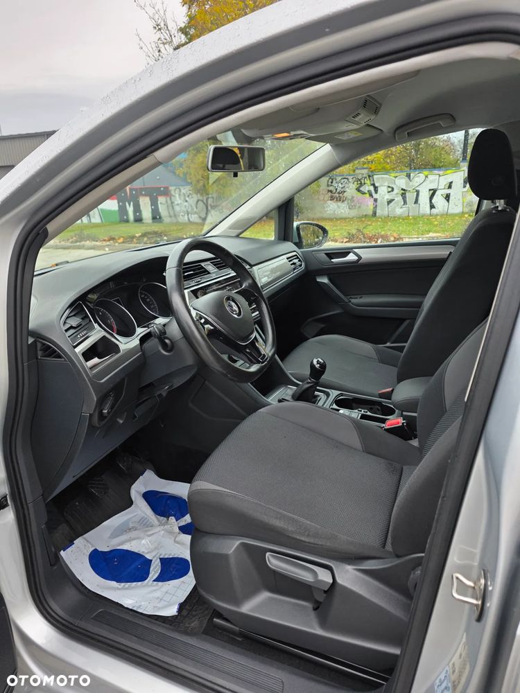 Volkswagen Touran 1.6 TDI BMT SCR Trendline - 14