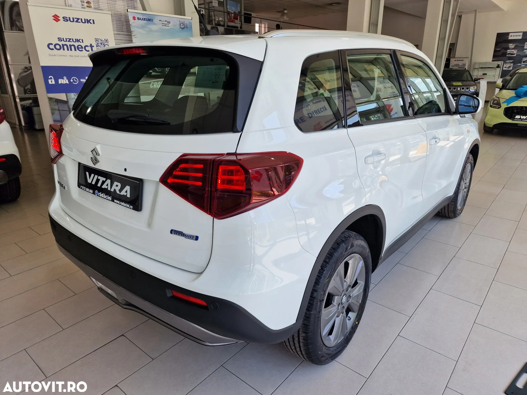 Suzuki Vitara 1.4 Boosterjet MHEV Cool - 4