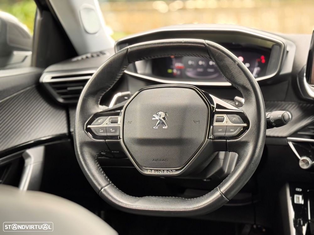 Peugeot 2008 PureTech 130 EAT8 Allure - 15