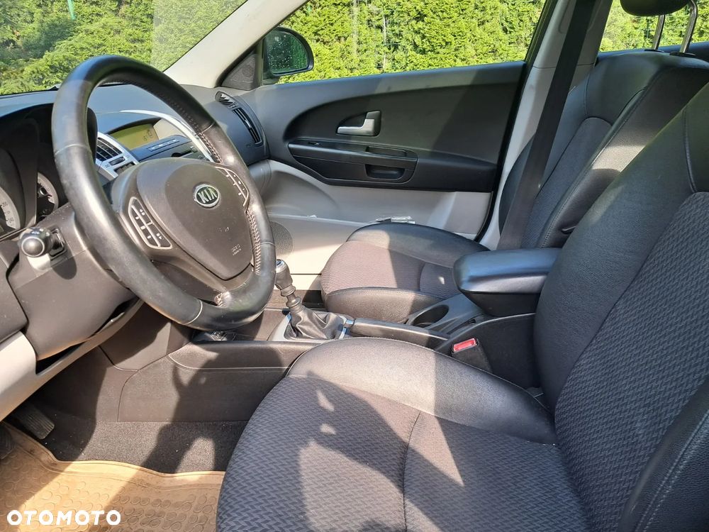 Kia Ceed 1.4 Comfort + - 13