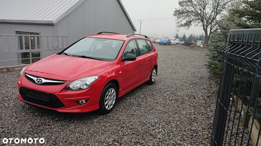 Hyundai i30 i30cw 1.4 blue Comfort - 1