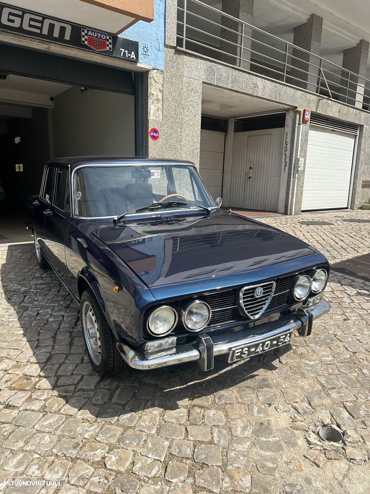 Alfa Romeo 2000 - 11