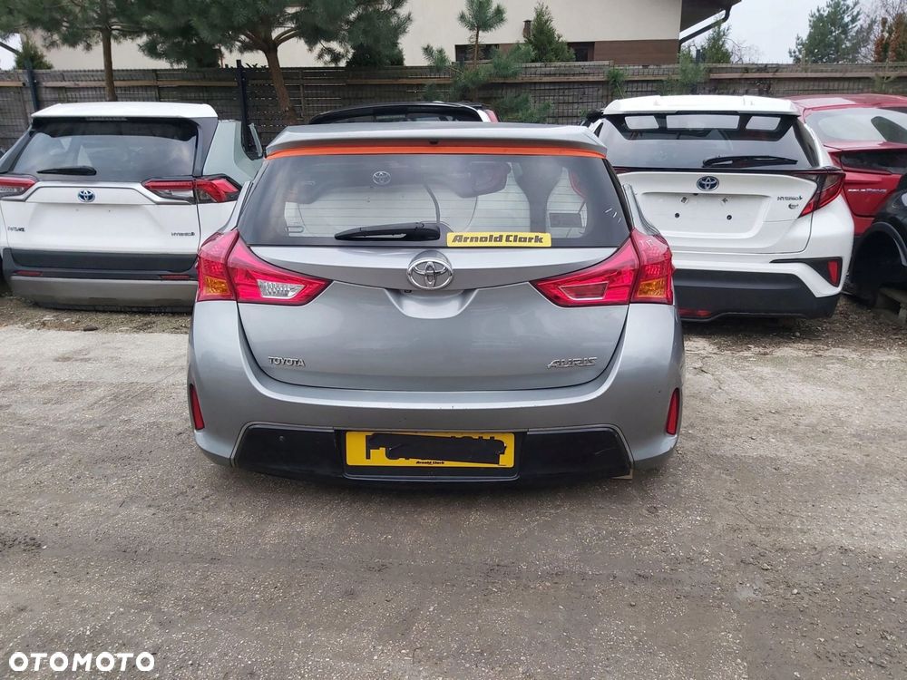 Toyota Auris II tył ćwiartka pas tylny zderzak klapa Hatchback HB - 2