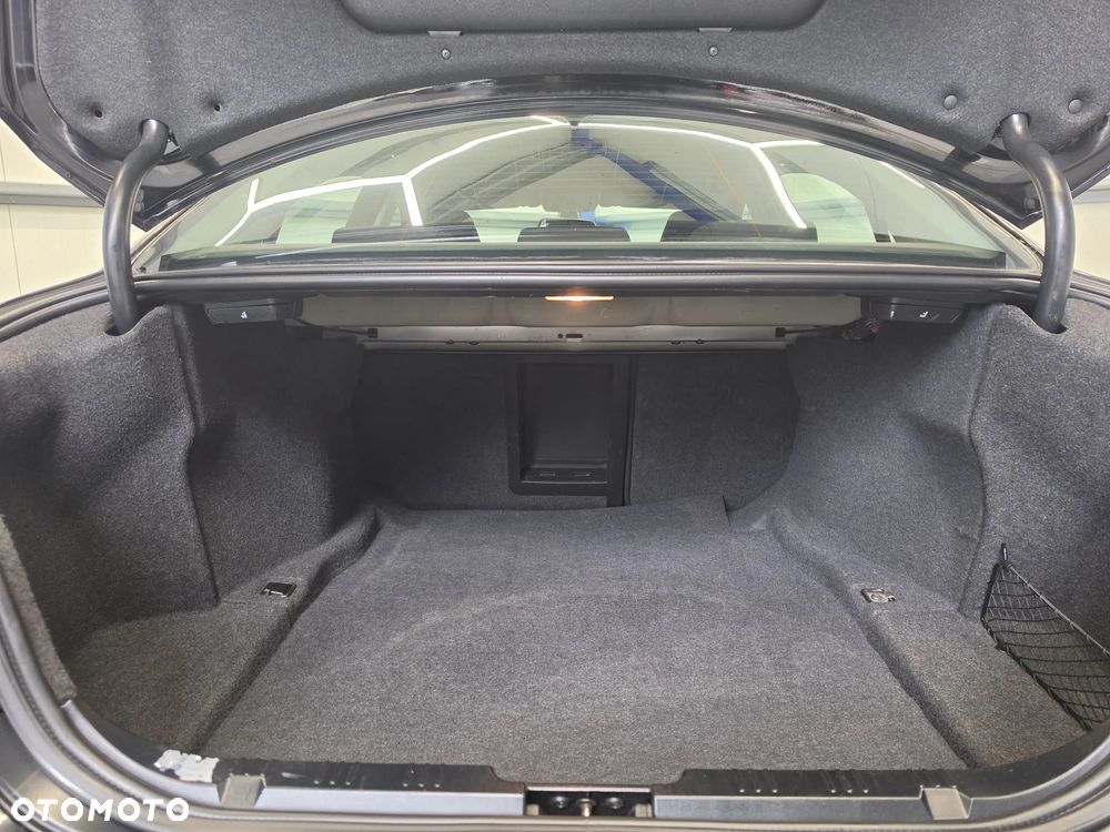 BMW Seria 5 520d Special Edition - 21