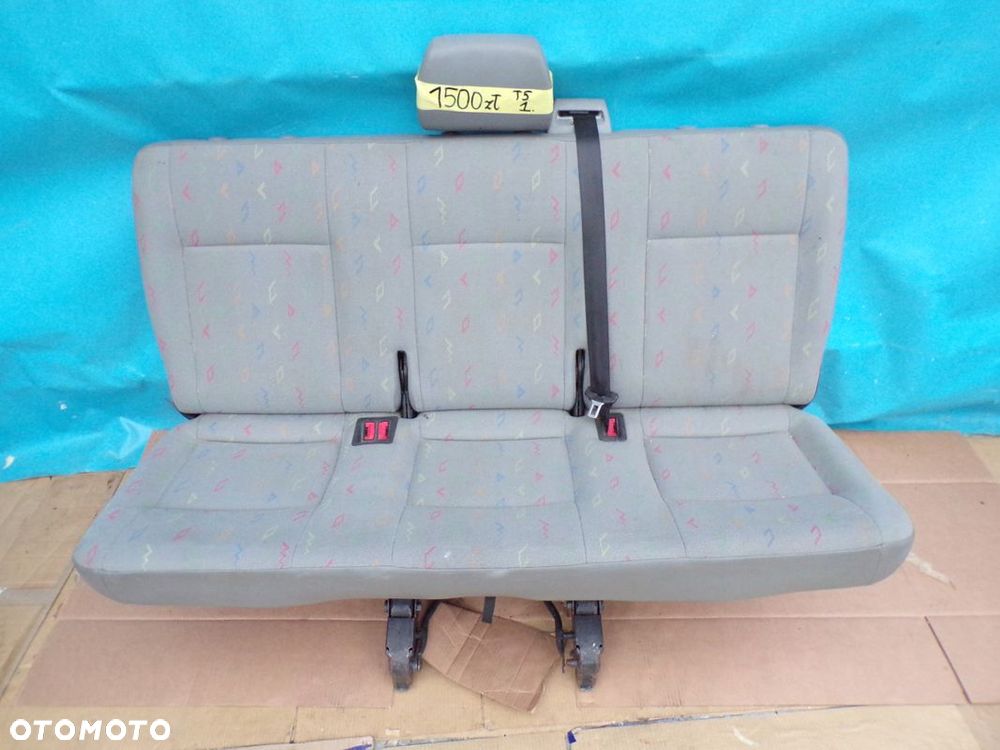 VW T5 TRANSPORTER CARAVELLE 04- FOTEL 3 OSOBY KANAPA III RZĄD - 1