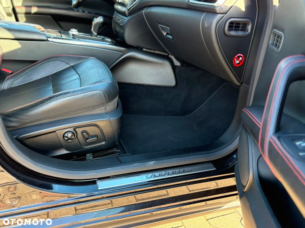 Maserati Ghibli Diesel Granlusso - 13