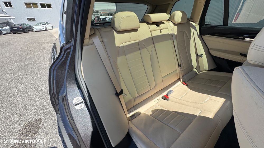BMW X3 20 i xDrive xLine - 4