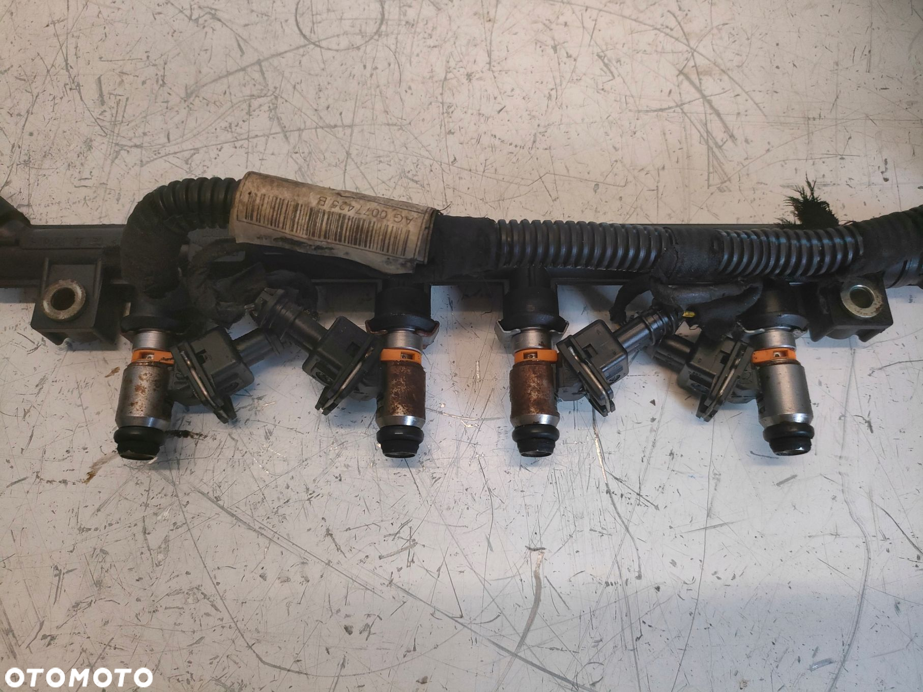 FIAT GRANDE PUNTO 05- 1.4 LISTWA WTRYSKOWA WTRYSKI WTRYSKIWACZ - 2