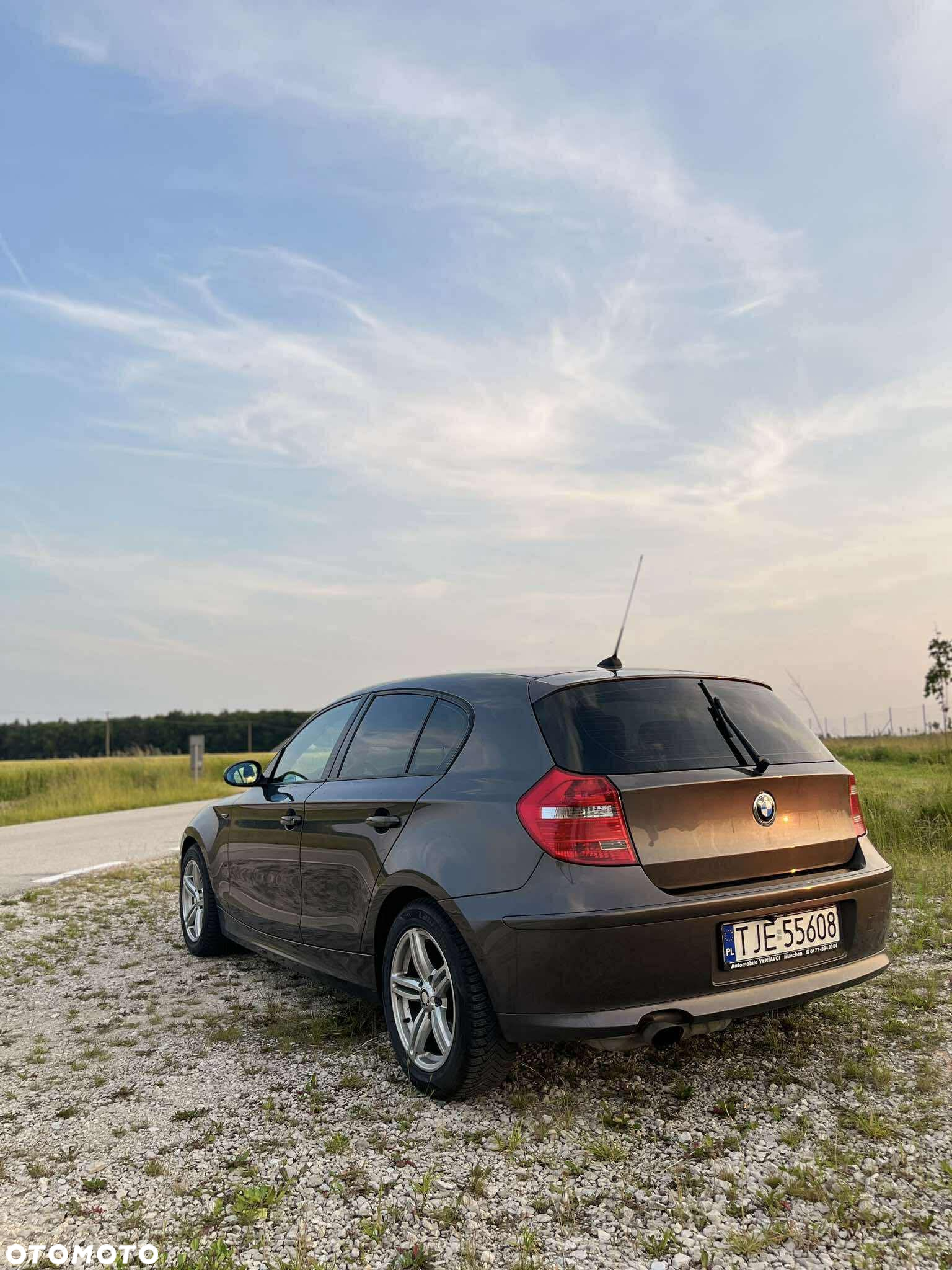 BMW Seria 1 116i - 3