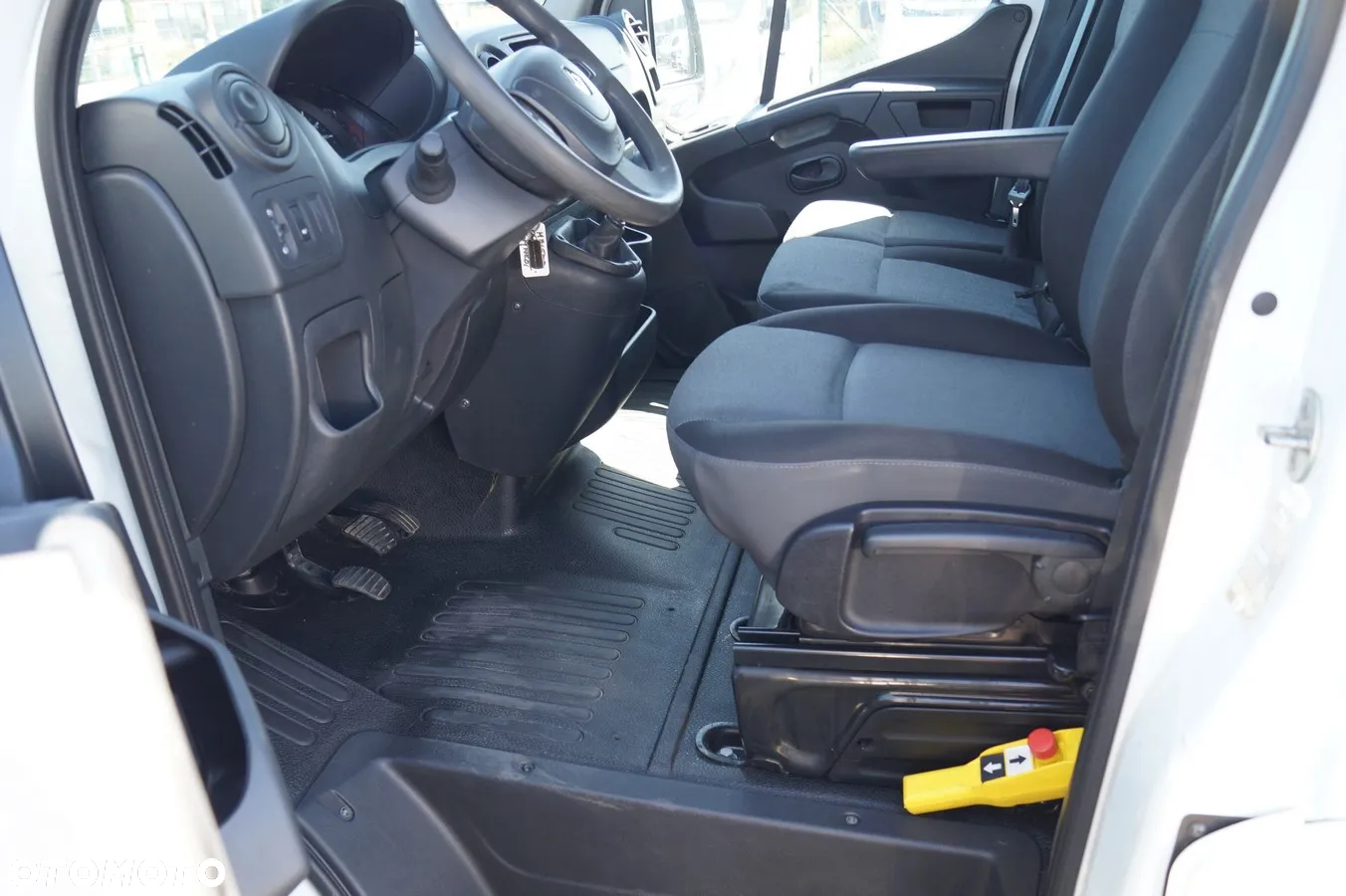 Renault Master - 32