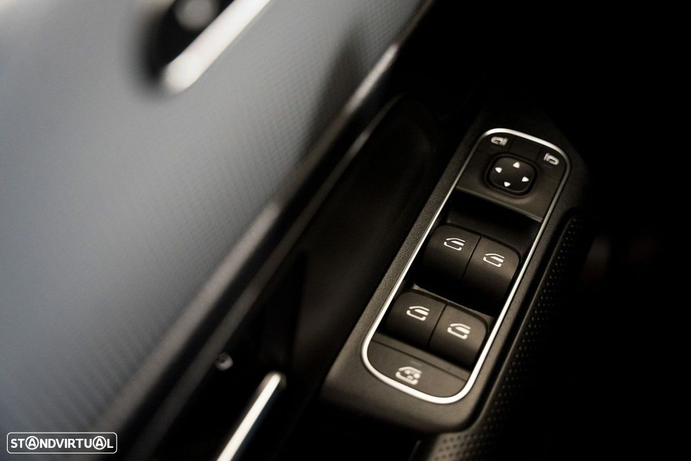 Mercedes-Benz GLA 250 e Progressive - 12