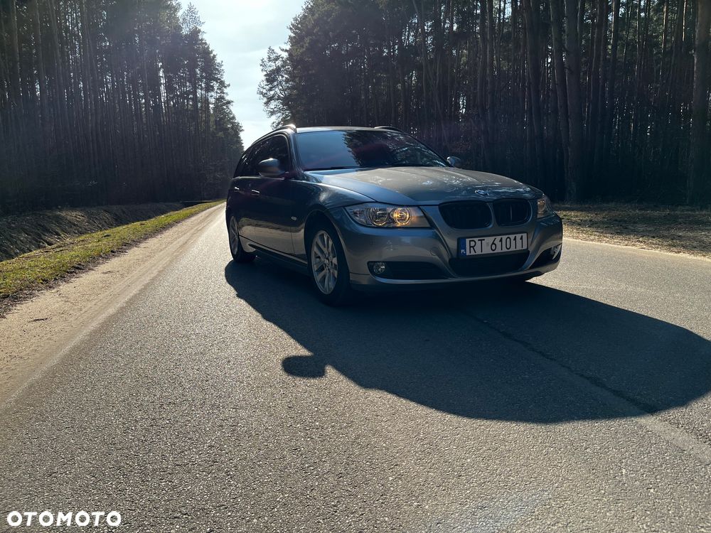 BMW Seria 3 318d DPF - 5