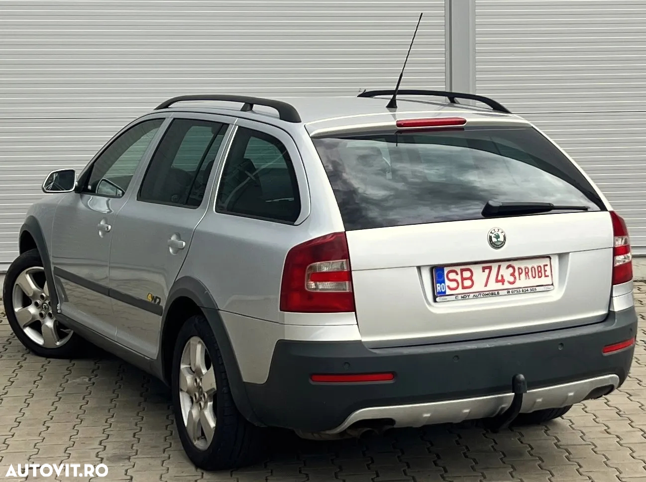 Skoda Octavia Combi 2.0 TDI DPF Scout 4x4 - 5