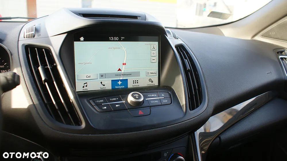 Ford Kuga 2.0 TDCi 2x4 ST-Line - 11