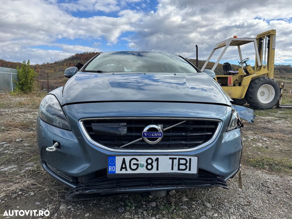Volvo V40 D2 Ocean Race - 8