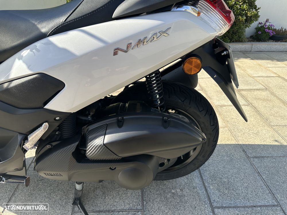 Yamaha NMAX 125 com Pack Urban - 13