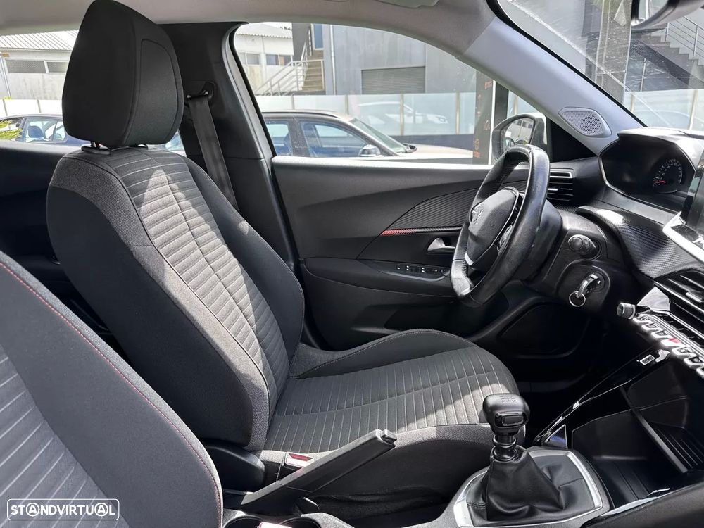 Peugeot 2008 1.2 PureTech Allure Pack - 51