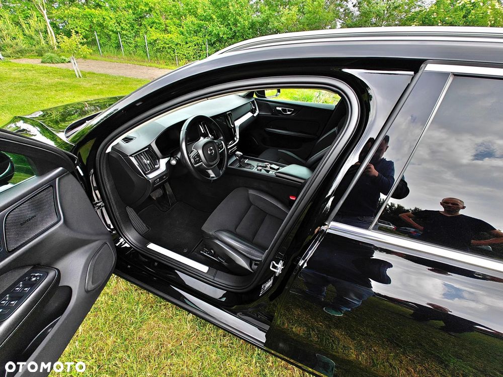 Volvo V60 D4 Geartronic Momentum Pro - 10