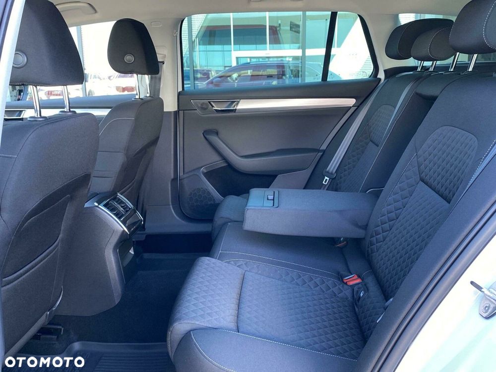 Skoda Superb 1.5 TSI Ambition DSG - 14