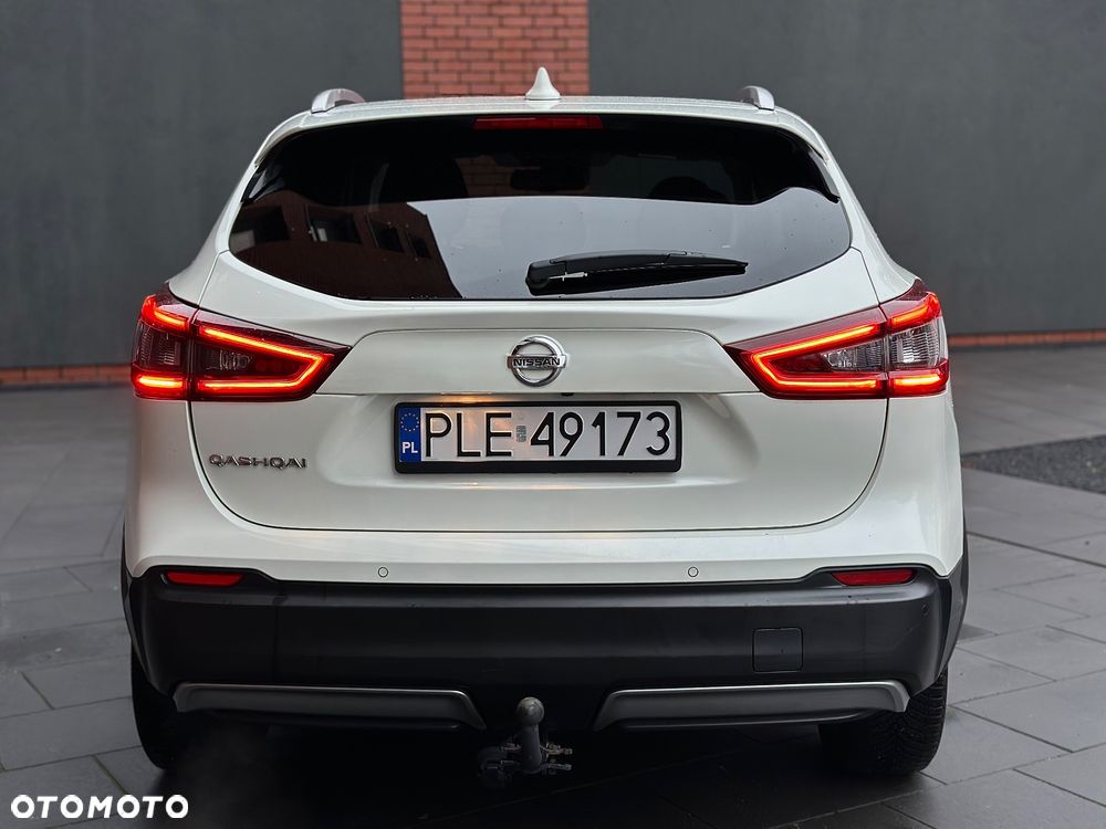 Nissan Qashqai 1.2 DIG-T N-Connecta EU6 - 6