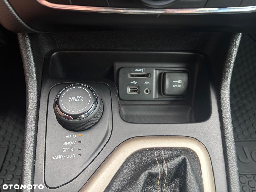 Jeep Cherokee 3.2 V6 Active Drive I Limited - 18
