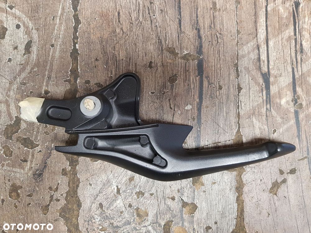 Uchwyt pasażera prawy Honda CBR 250 - 8