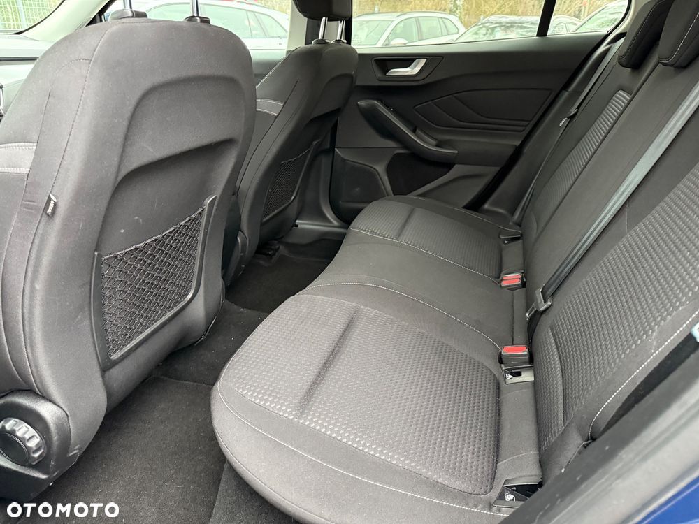 Ford Focus 1.5 EcoBlue Connected - 23
