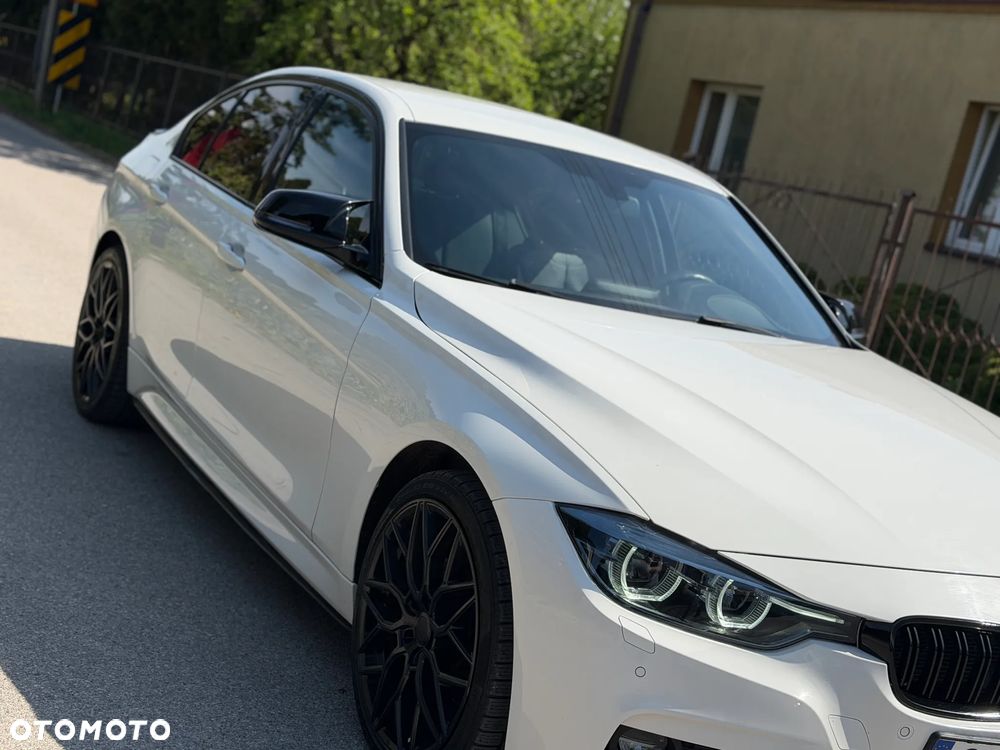 BMW Seria 3 320d xDrive M Sport - 37