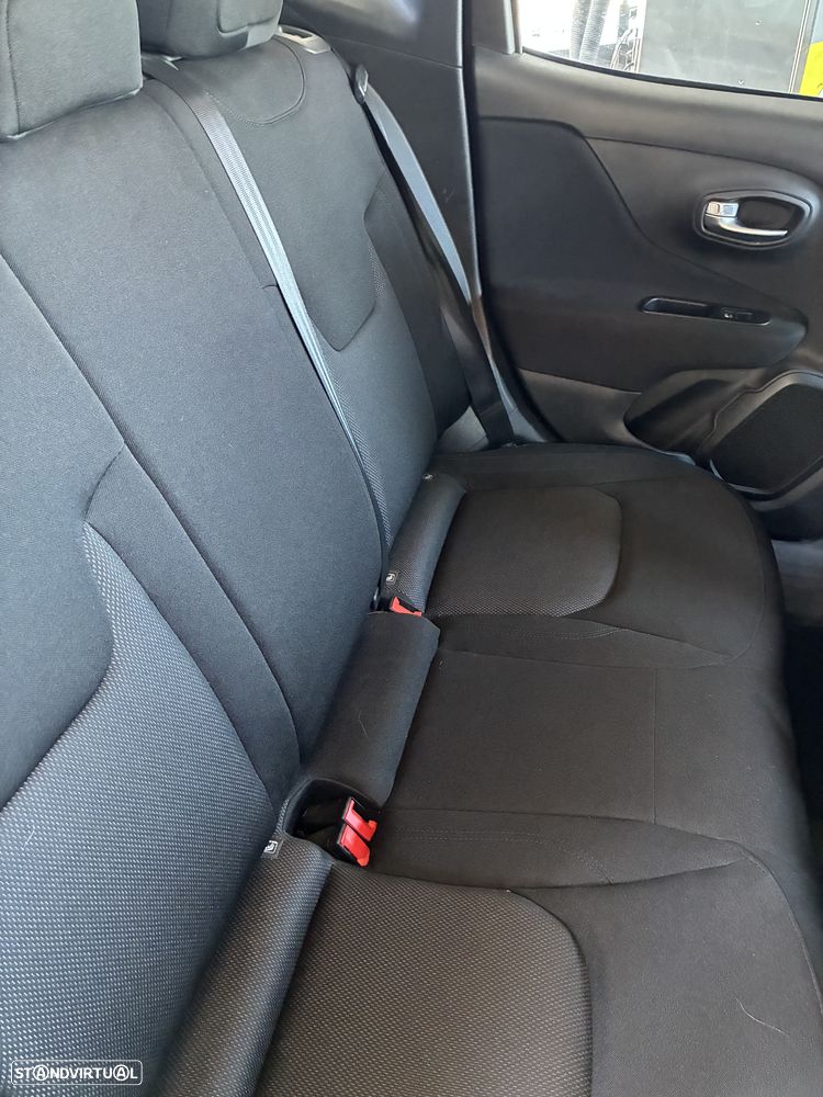 Jeep Renegade 1.0 T Longitude - 17
