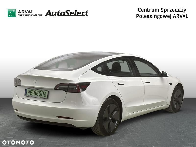 Tesla Model 3 - 7