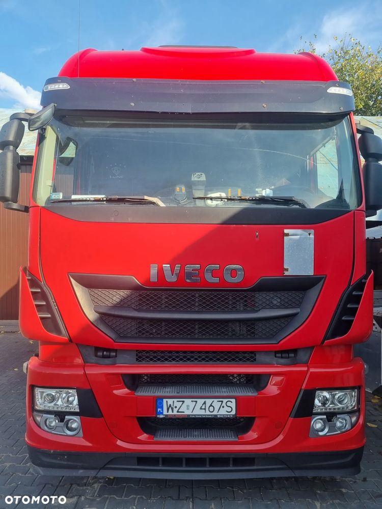 Iveco AS440 T