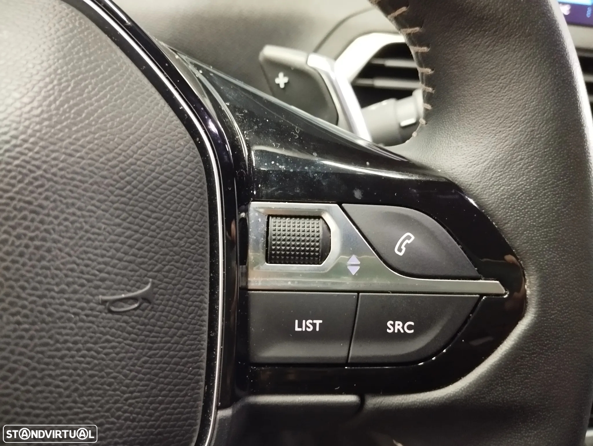 Peugeot 5008 1.5 BlueHDi Active Pack EAT8 - 26