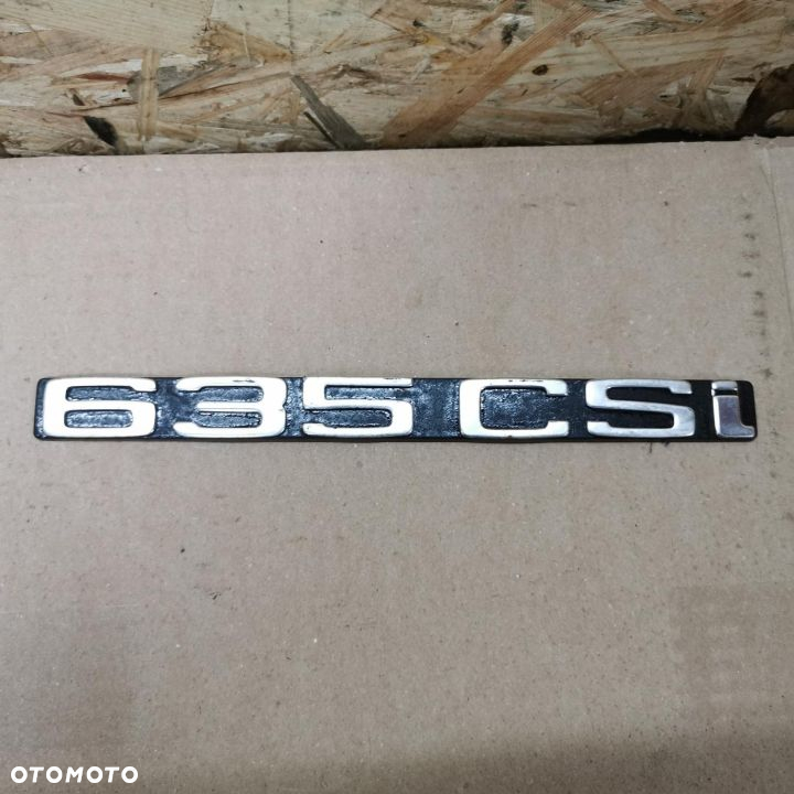 BMW E24 635CSI NAPIS/ ZNACZEK NA KLAPĘ - 2