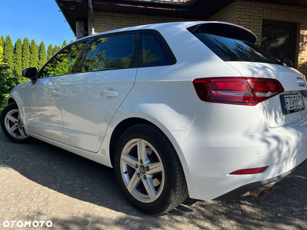 Audi A3 Sportback 1.5 TFSI cylinder on demand S tronic - 11