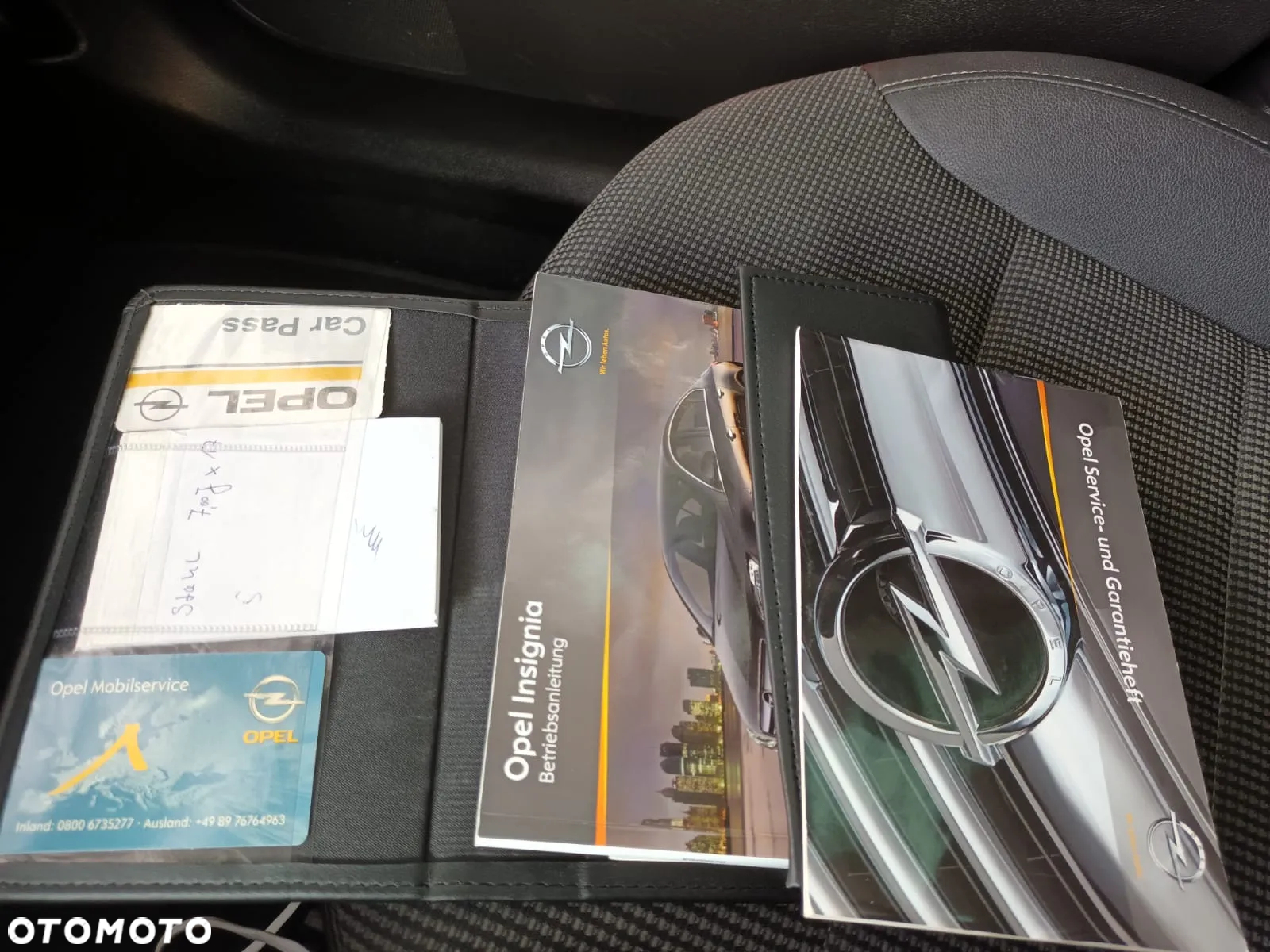 Opel Insignia 2.0 CDTI Sports Tourer Design Edition - 10