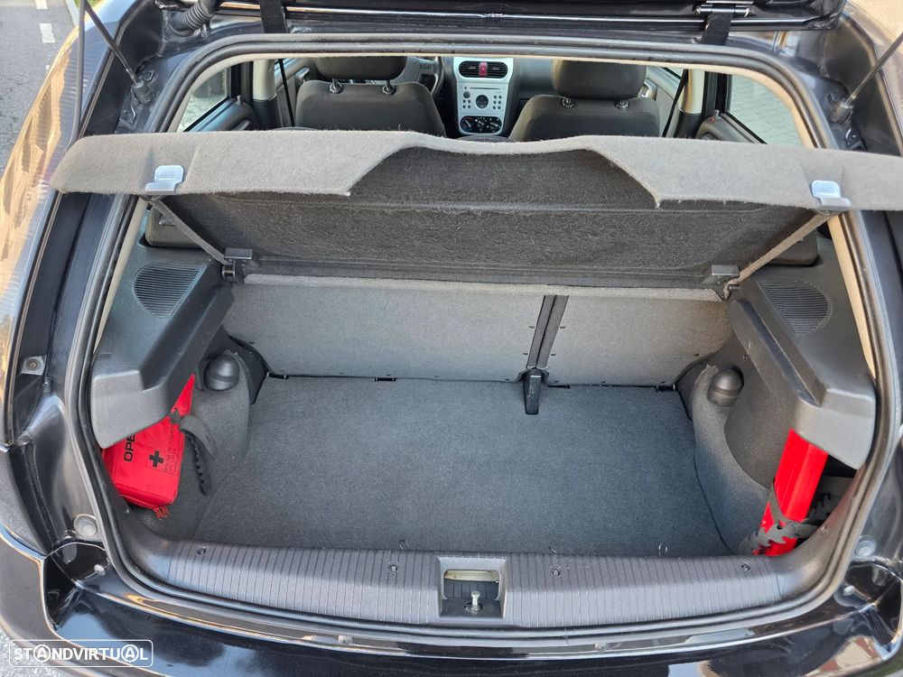 Opel Corsa 1.3 CDTI Enjoy R - 25