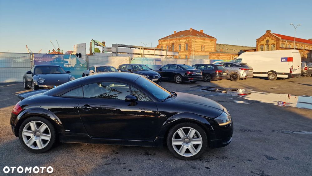 Audi TT Coupé 1.8T Quattro - 5