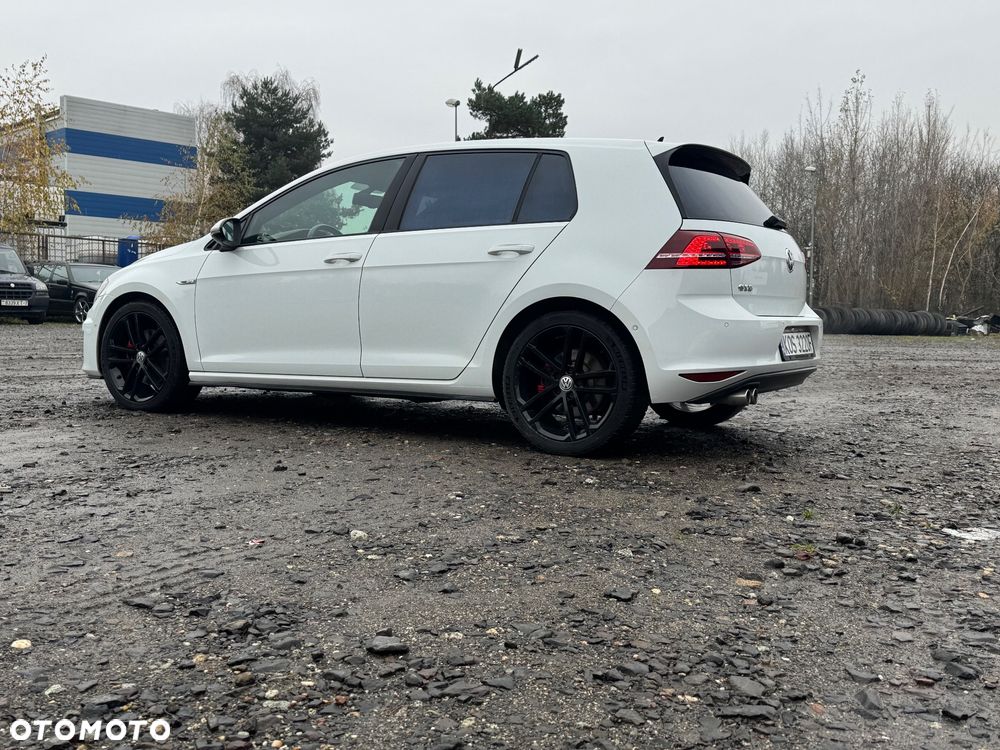 Volkswagen Golf - 7