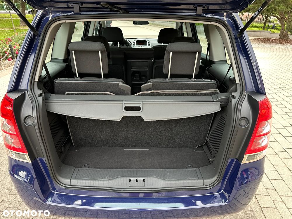 Opel Zafira 1.8 Family - 19