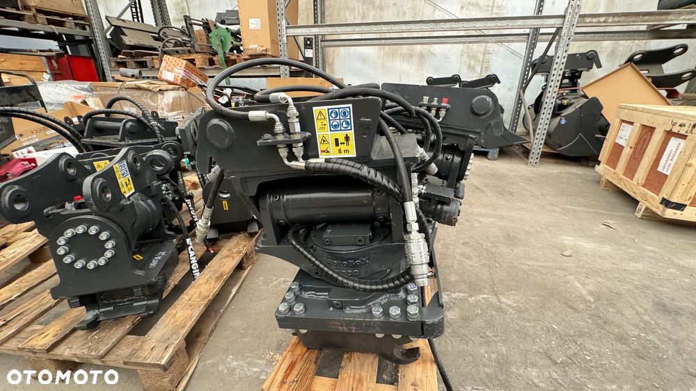 yanmar sv26 tilt rotator TR35 cangini - 4
