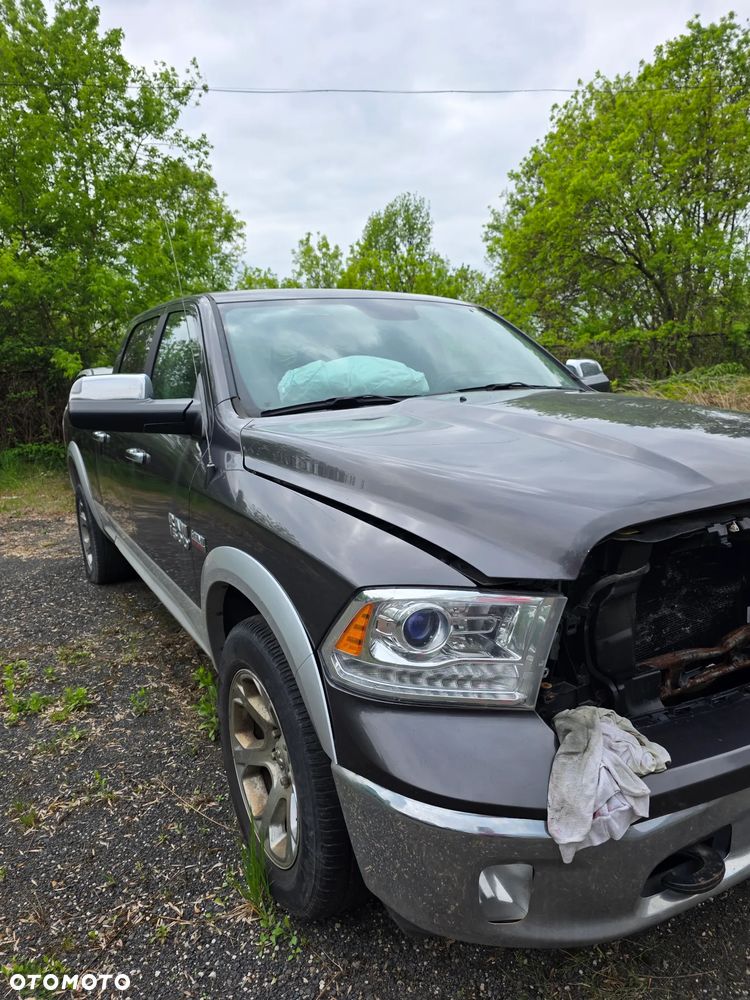 Dodge RAM - 1