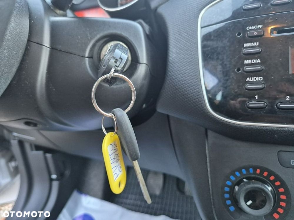Fiat Punto - 25