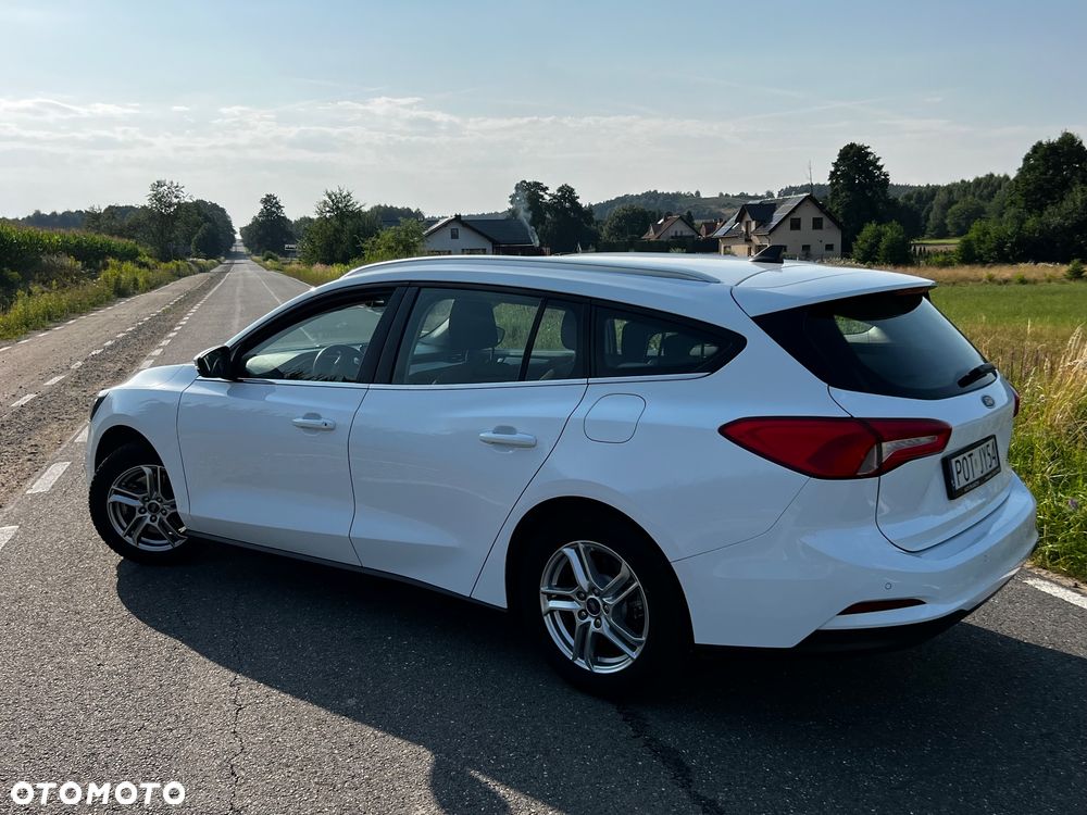 Ford Focus 1.0 EcoBoost Titanium ASS - 11